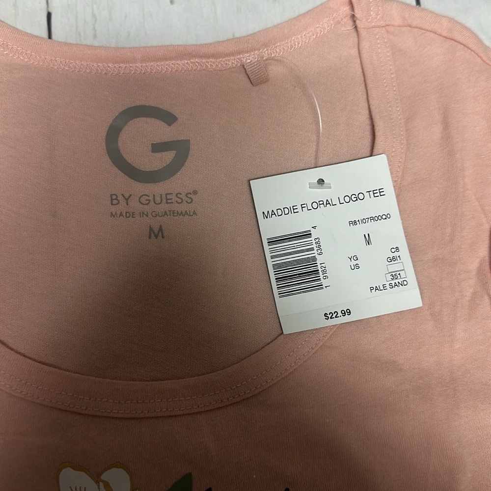 Tee-Shirt - Picture 4 of 4